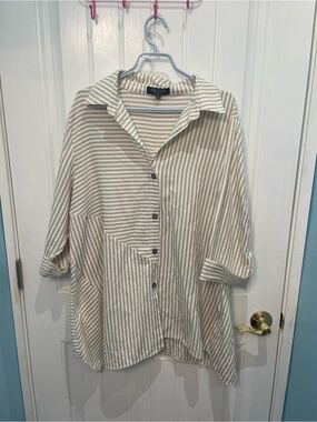 Red Coral Striped Button-Up Top in Beige and White